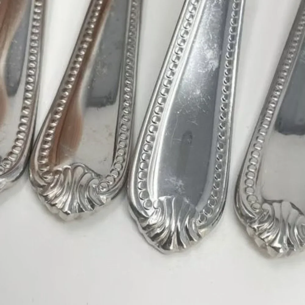 Brand: Lenox Pattern: Tudor Bead / Augusta Material: 18/10 Stainless steel